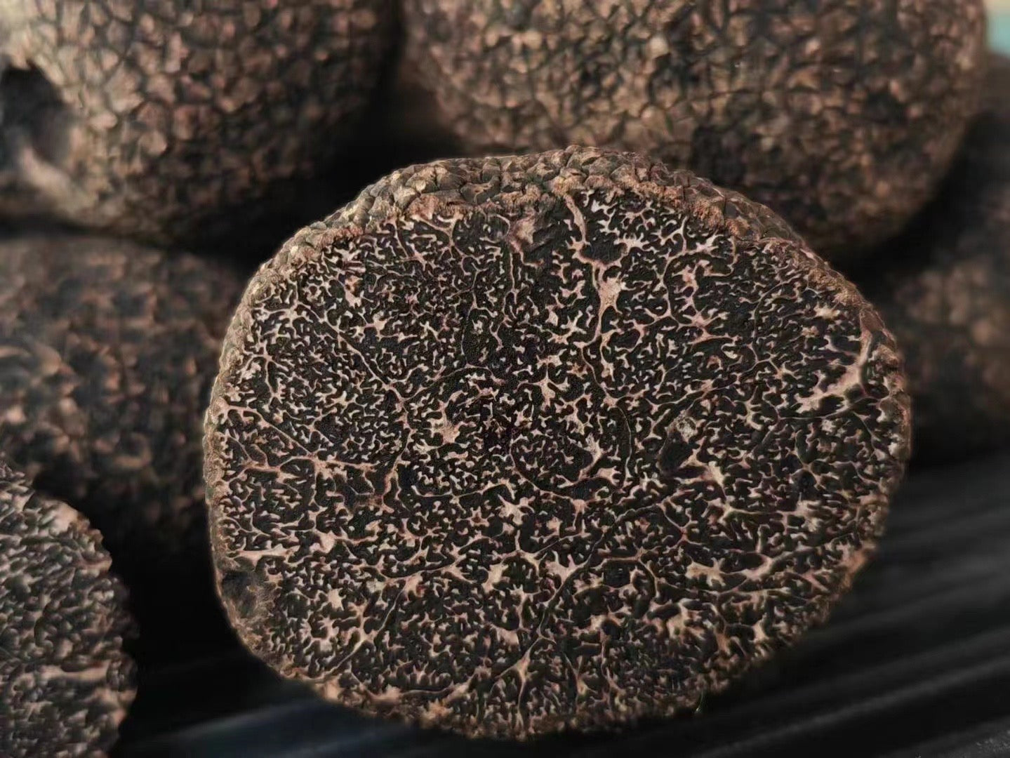 Fresh Winter Black Truffles Whole Sale (4-5 cm)