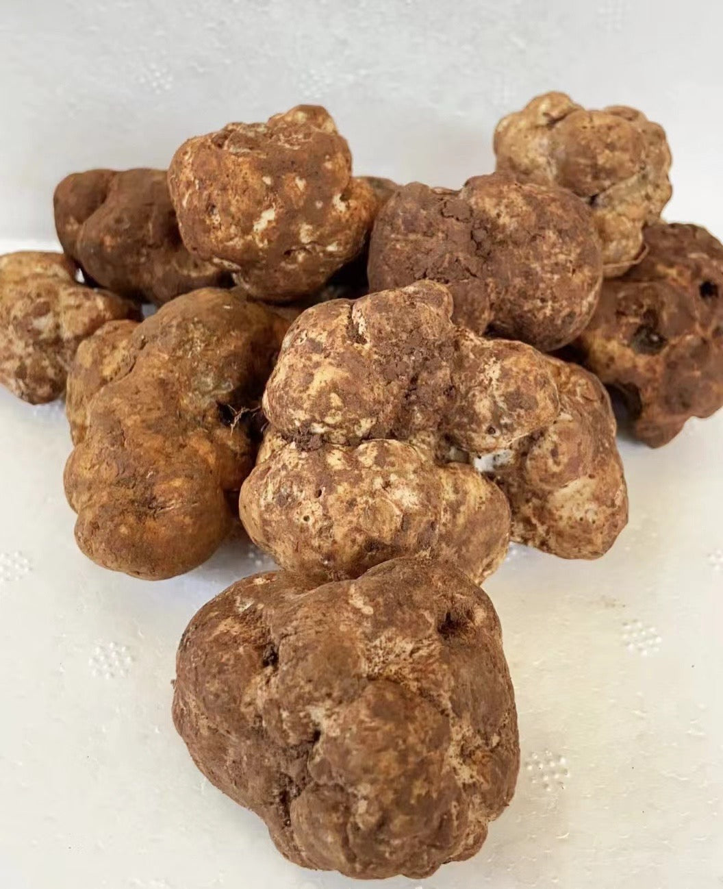 Promotional Sample (3 oz), Fresh Winter White Truffles (3-4 cm)